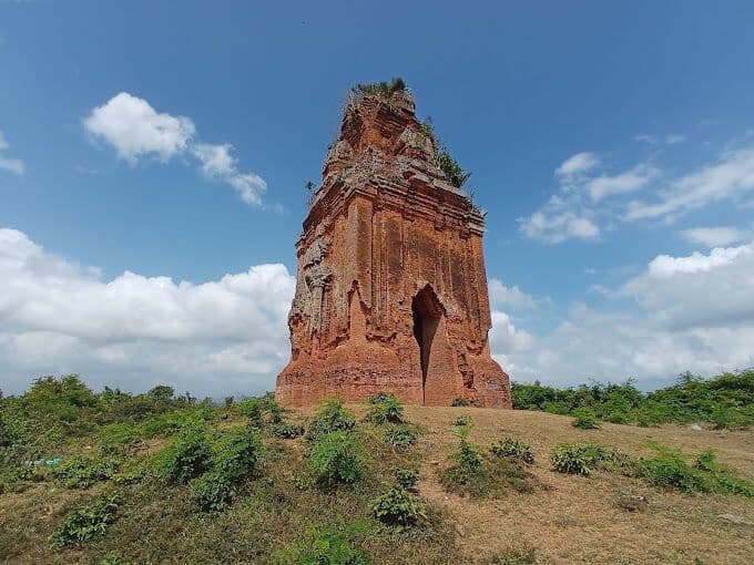 Tháp Phú Lốc (Tháp Vàng) 6