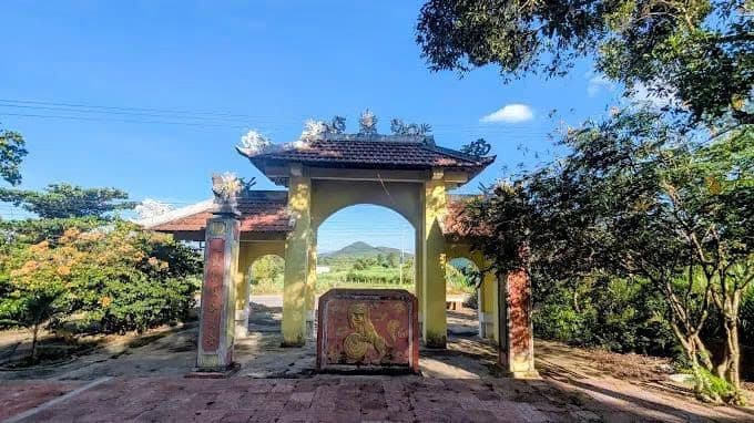 Đình Cửu Định 4