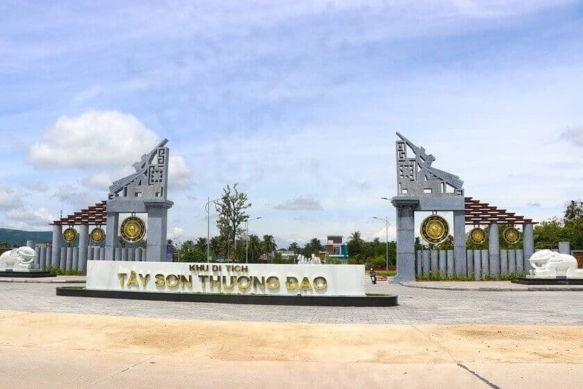 Khu Di Tích Lịch Sử Tây Sơn Thượng Đạo 10