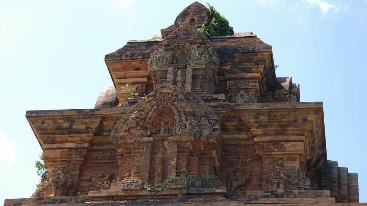 Tháp Bình Lâm 6
