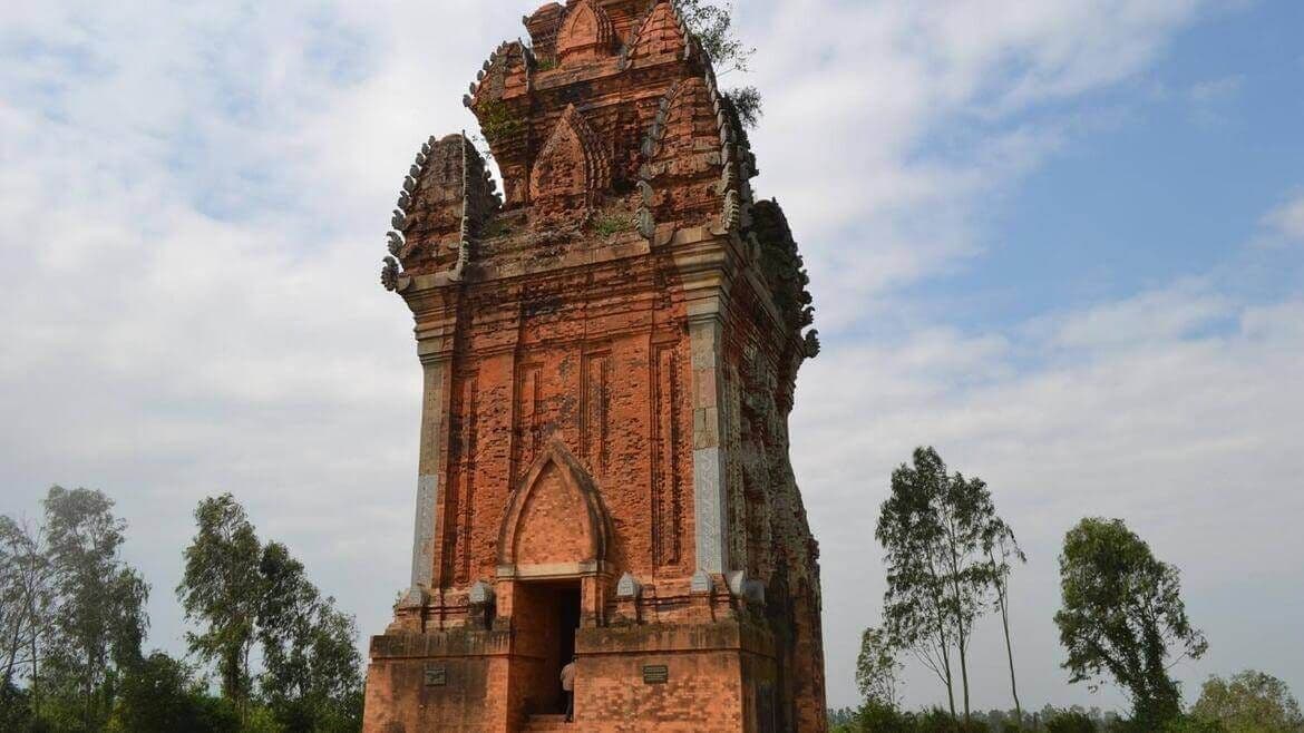 Tháp Cánh Tiên 1