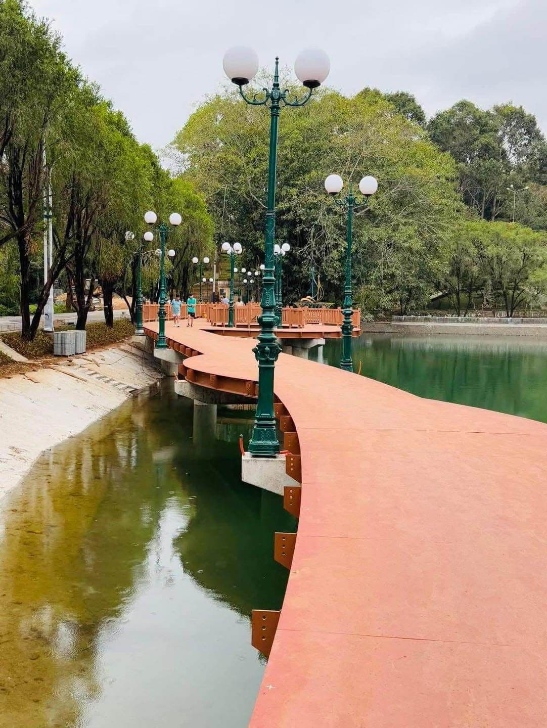 Công viên Diên Hồng 4