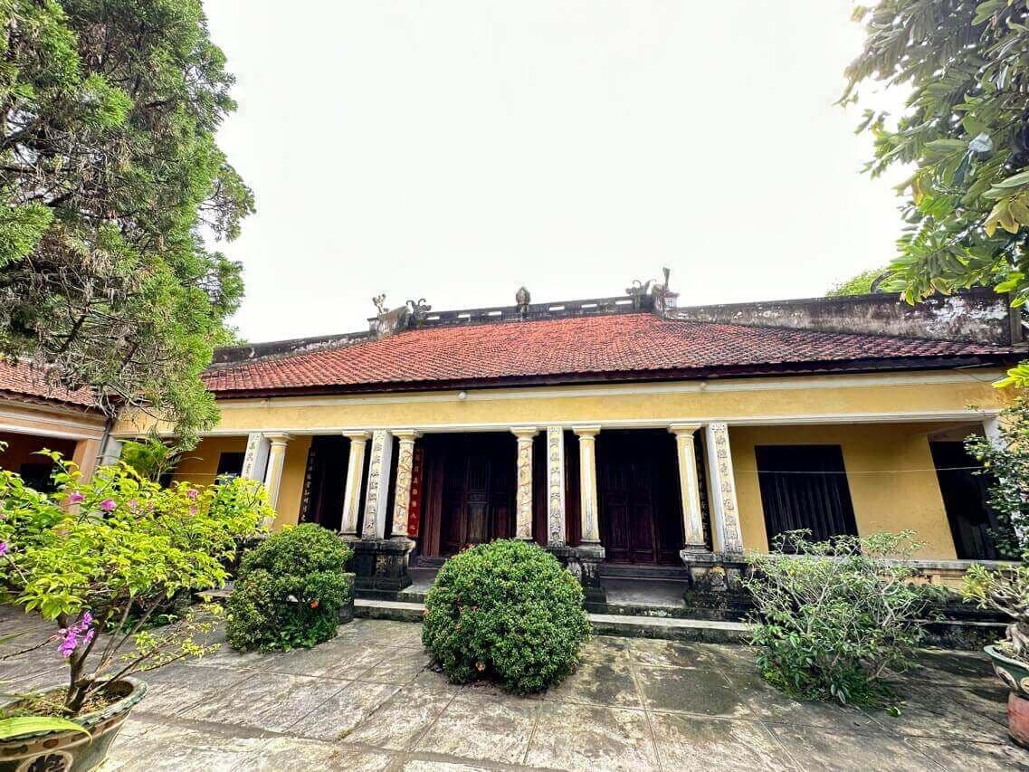 Chùa Thập Tháp 11