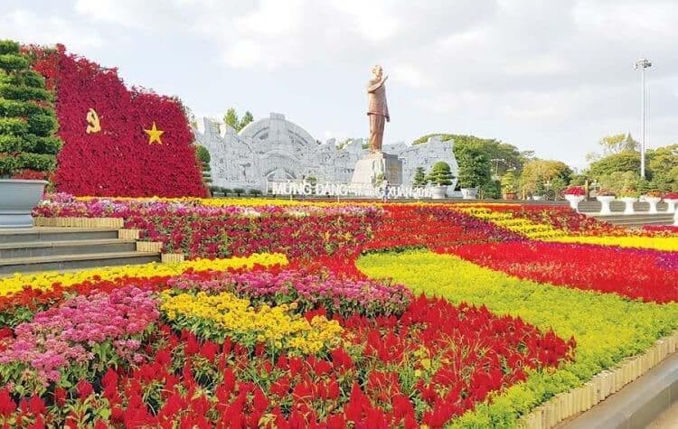 Quảng trường Đại Đoàn Kết 3