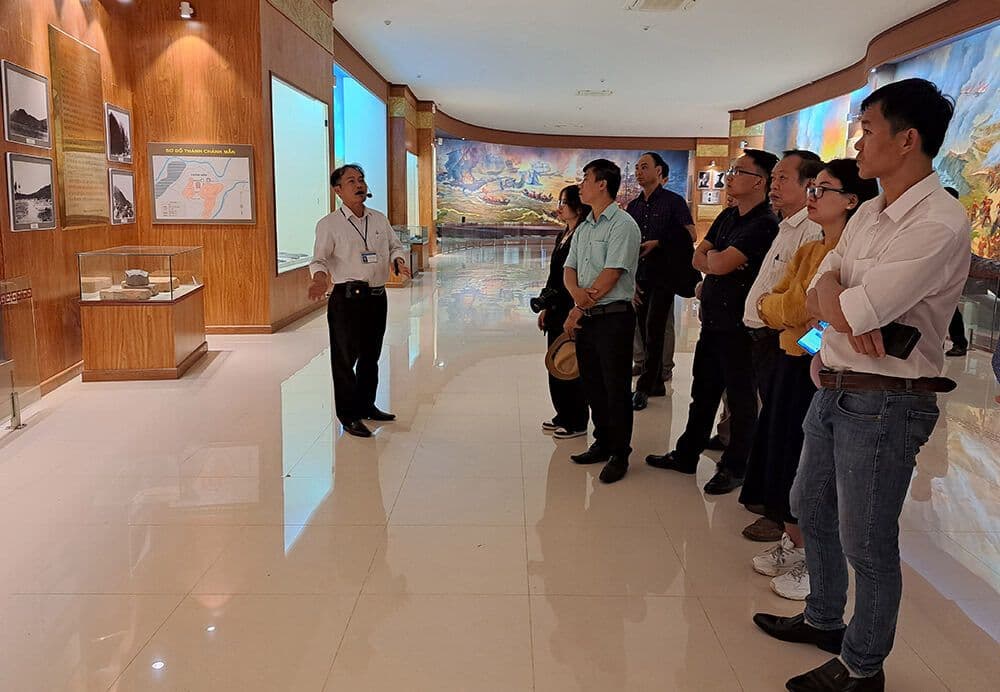 Đền thờ Tây Sơn Tam kiệt 15