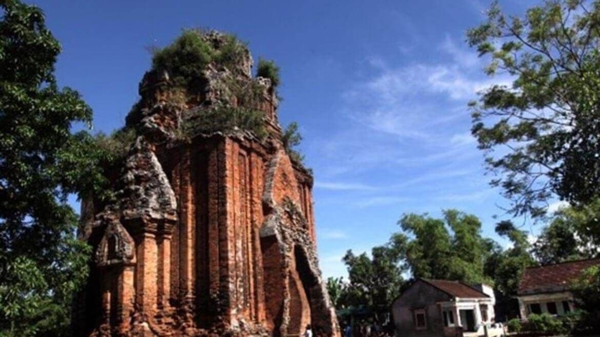Tháp Bình Lâm 1