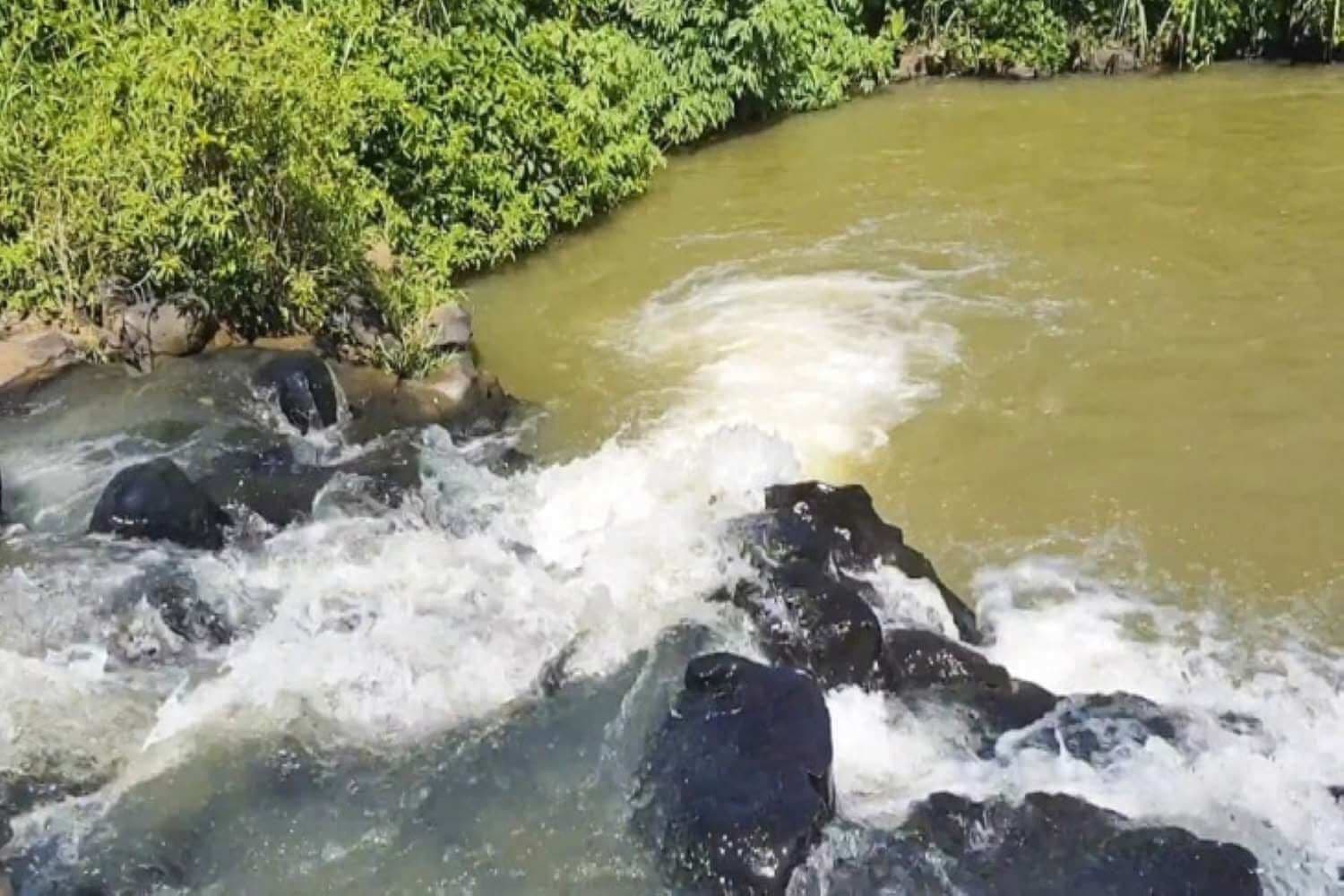 Hồ Thác Ba Chư Păh 4
