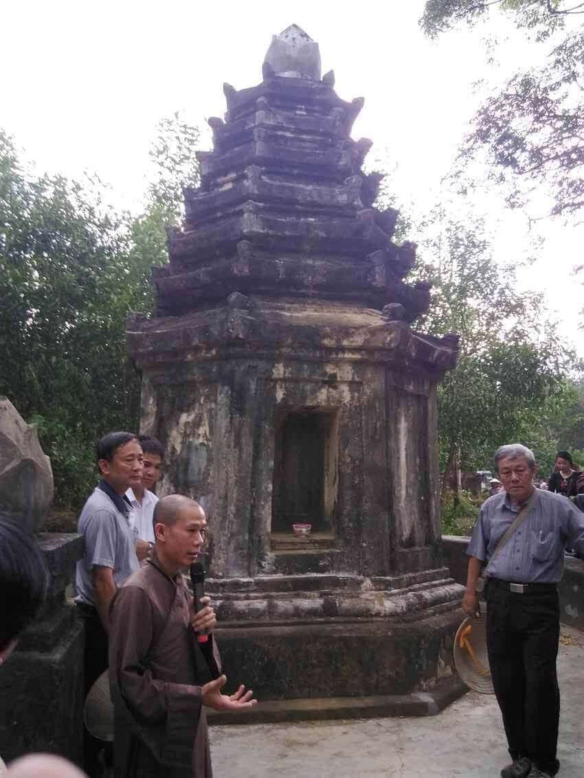 Chùa Thập Tháp 9