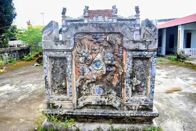 Di tích miếu An Tân 4