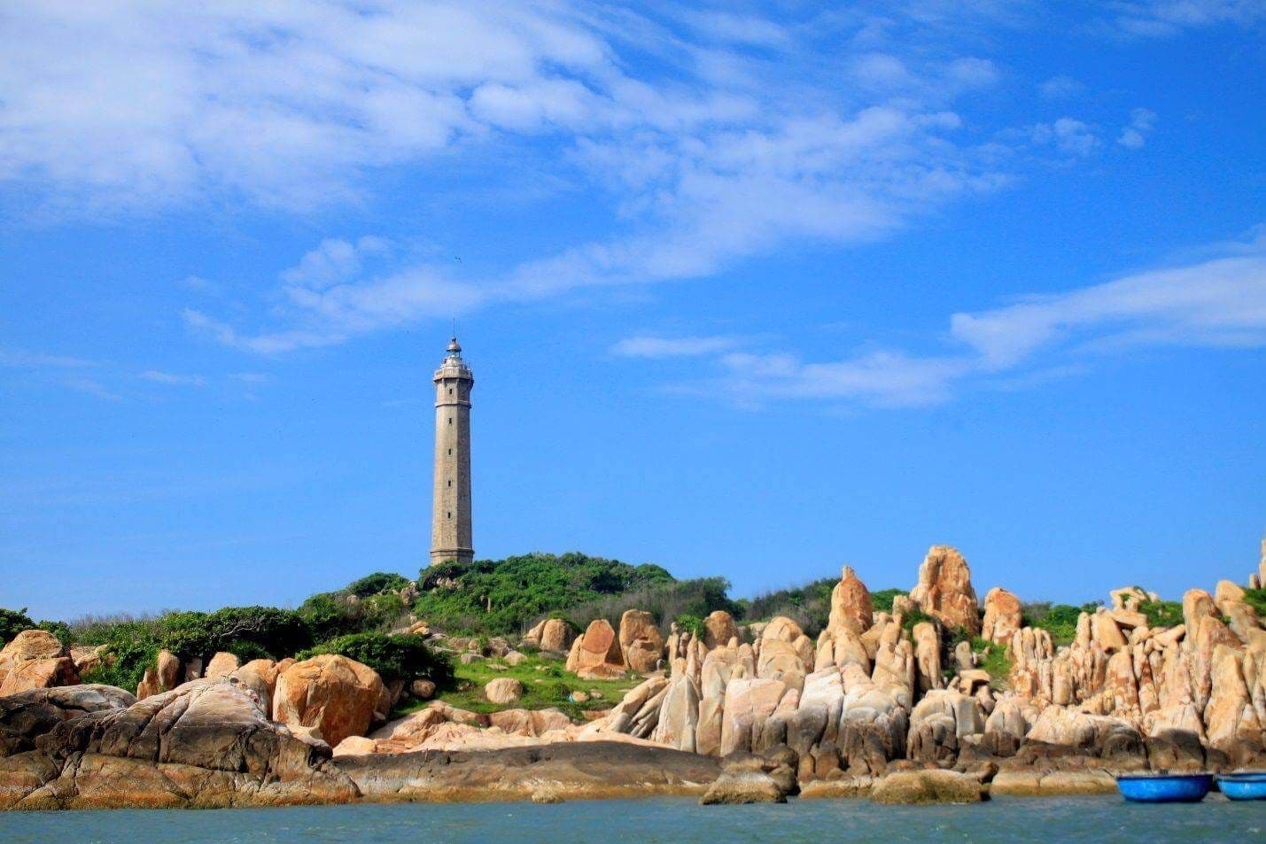 Hải đăng Hòn Nước 4