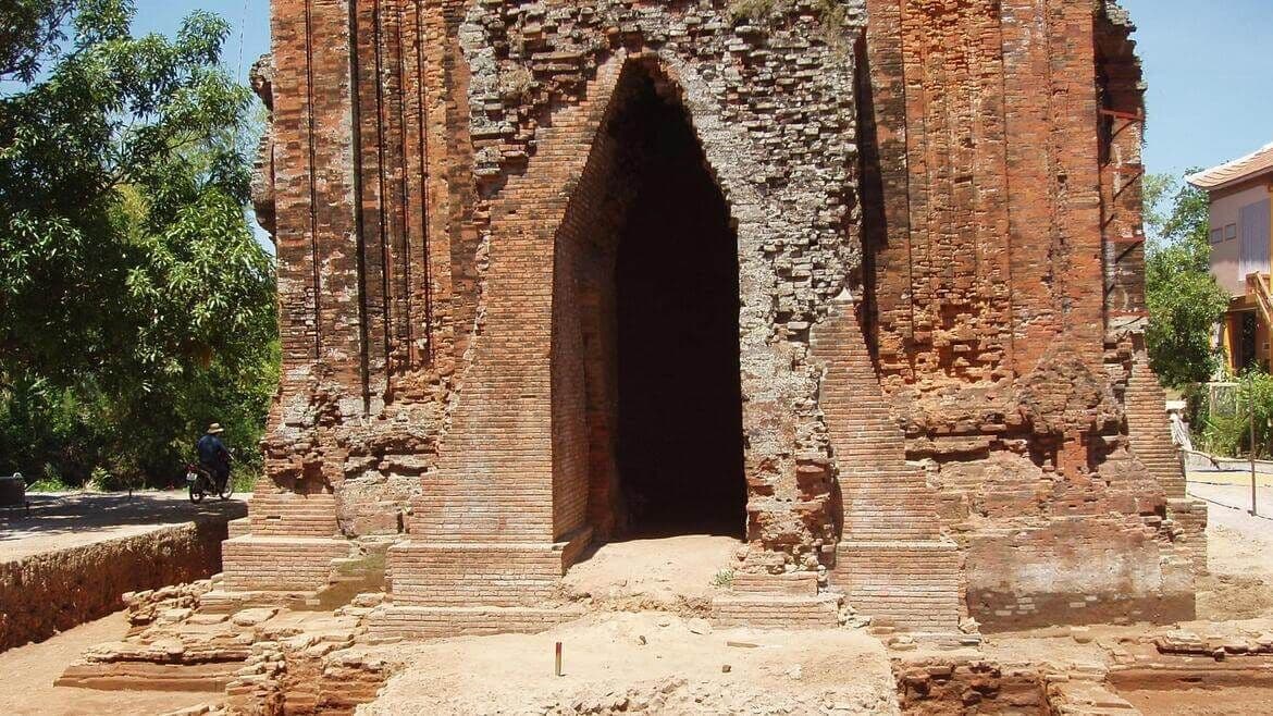 Tháp Bình Lâm 3