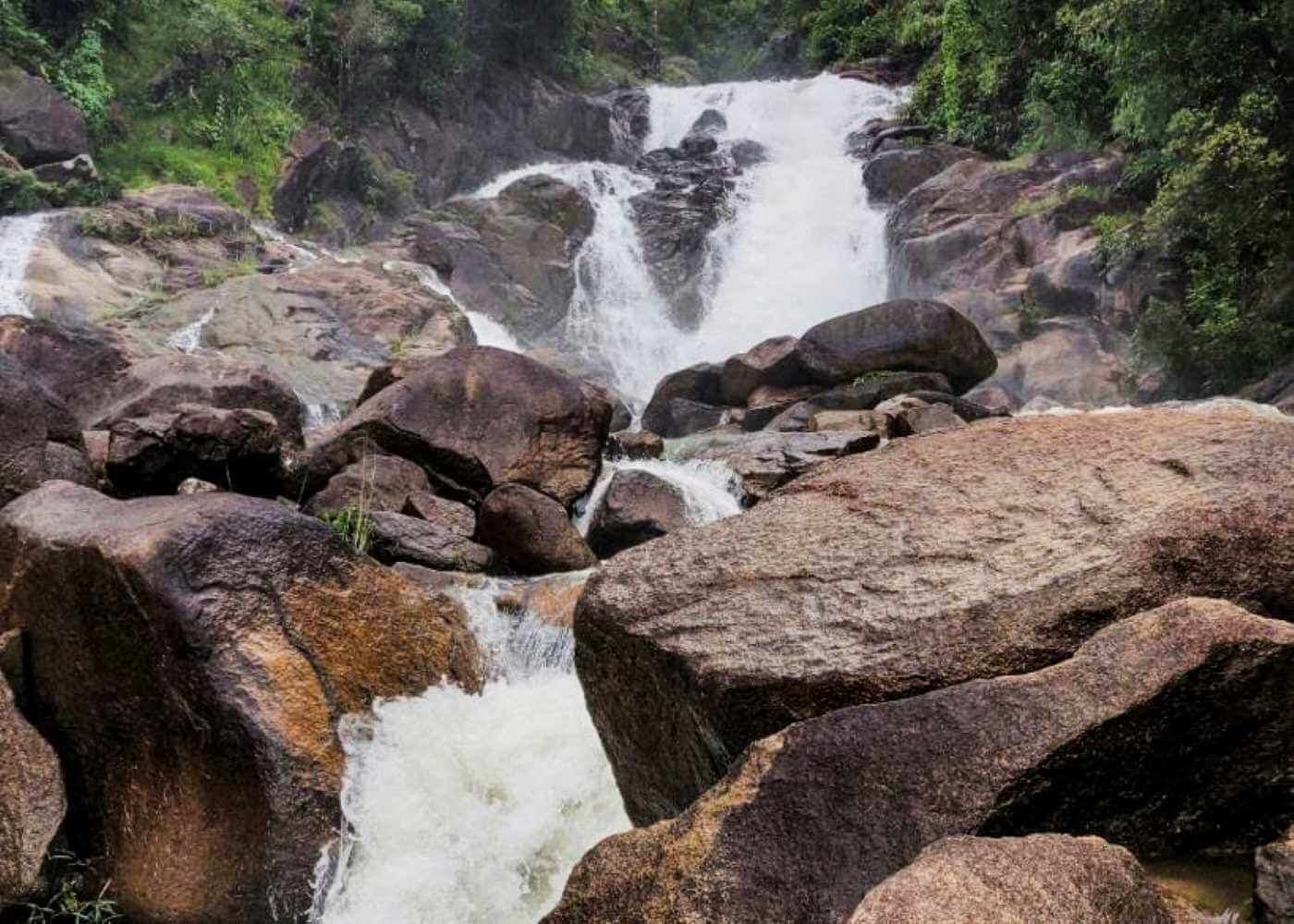 Thác Chín Tầng 3