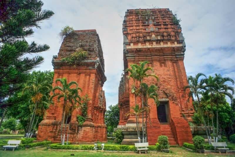 Tháp Đôi (Tháp Hưng Thạnh) 7