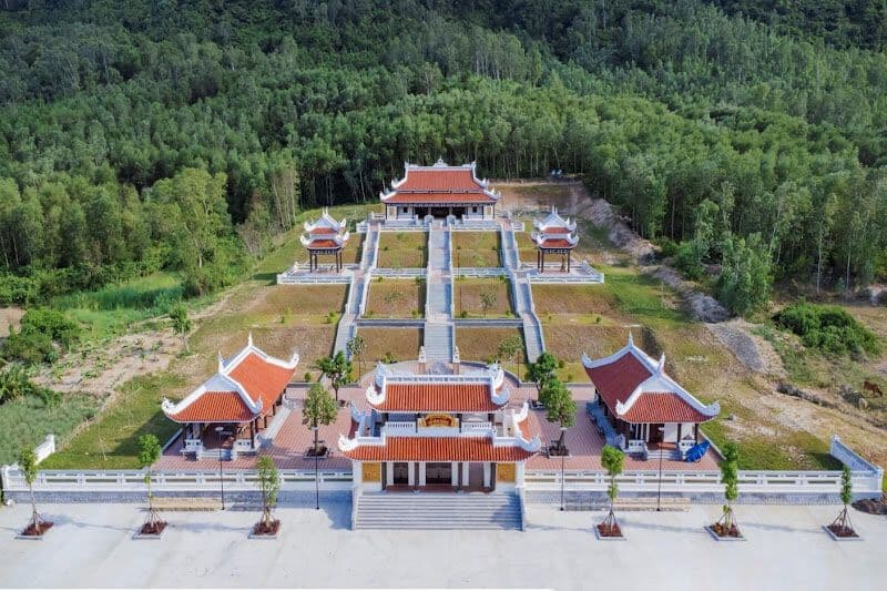 Từ đường và Đền thờ Đại Tư Đồ Võ Văn Dũng 3