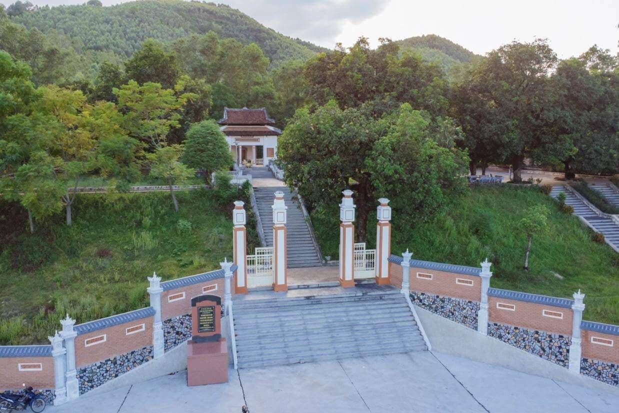 Lăng Mai Xuân Thưởng