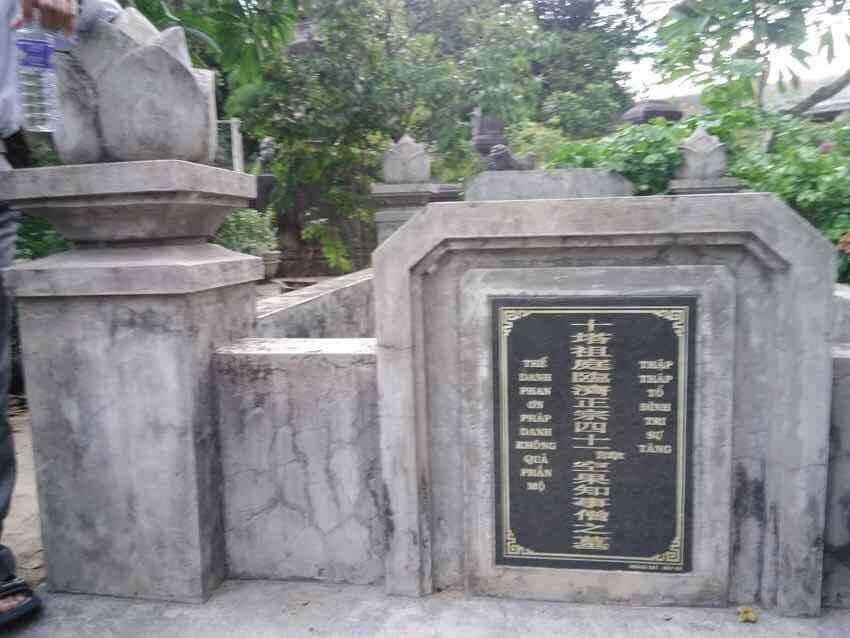 Chùa Thập Tháp