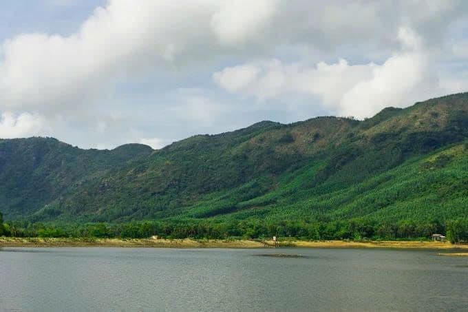 Hồ Hóc Nhạn